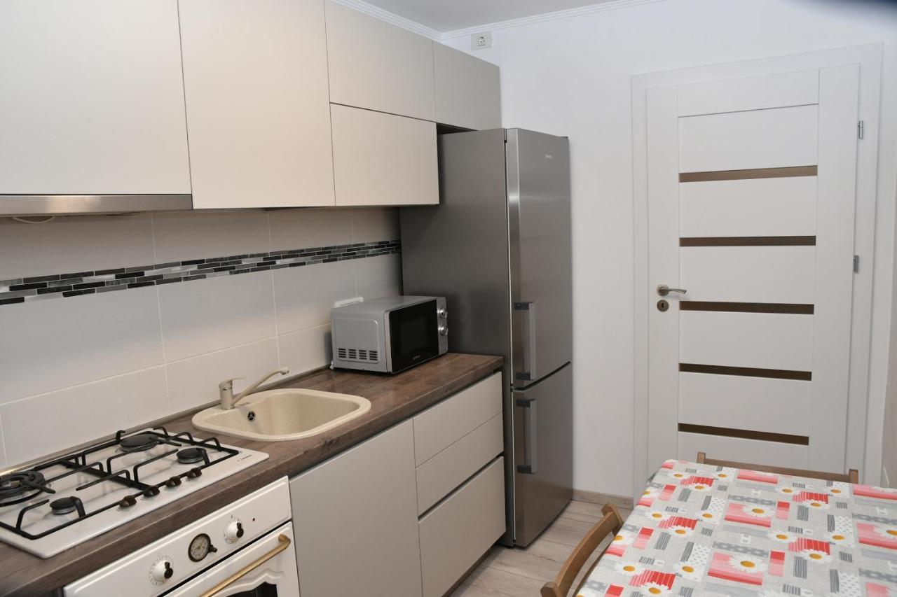 Apartament Toporasi Apartament Krajowa Zewnętrze zdjęcie