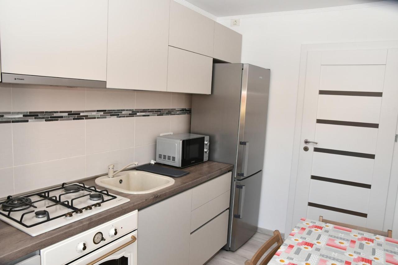 Apartament Toporasi Apartament Krajowa Zewnętrze zdjęcie